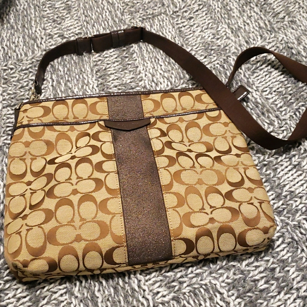 Coach cross body purse